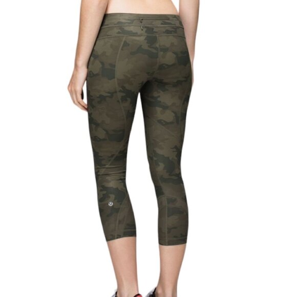 LULULEMON Run Inspire Crop II *All Luxtreme Camo Fatigue Green 6 - Picture 1 of 8